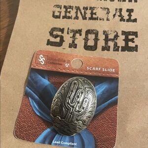 NWT Silver saguaro Cactus Scarf Slide